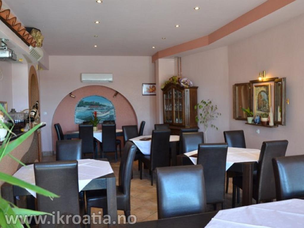Guest House Garfild 2 Novi Vinodolski Exteriér fotografie